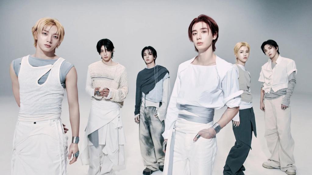 Discovery splash banner for BOYNEXTDOOR | ‘HOME’ 06.8.26 Discord server